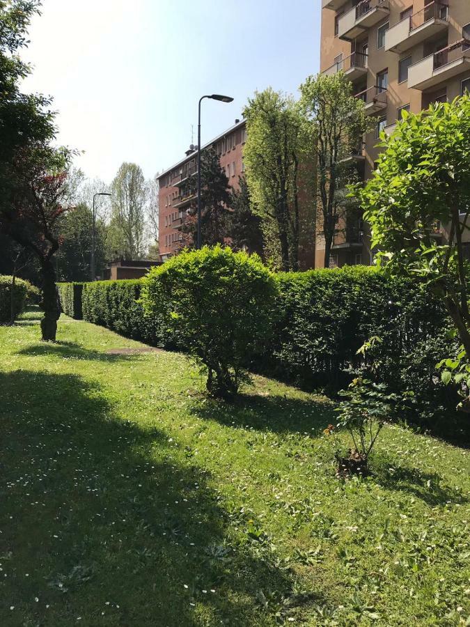 Ferienwohnung Bright Flat With Shared Garden Mailand Exterior foto