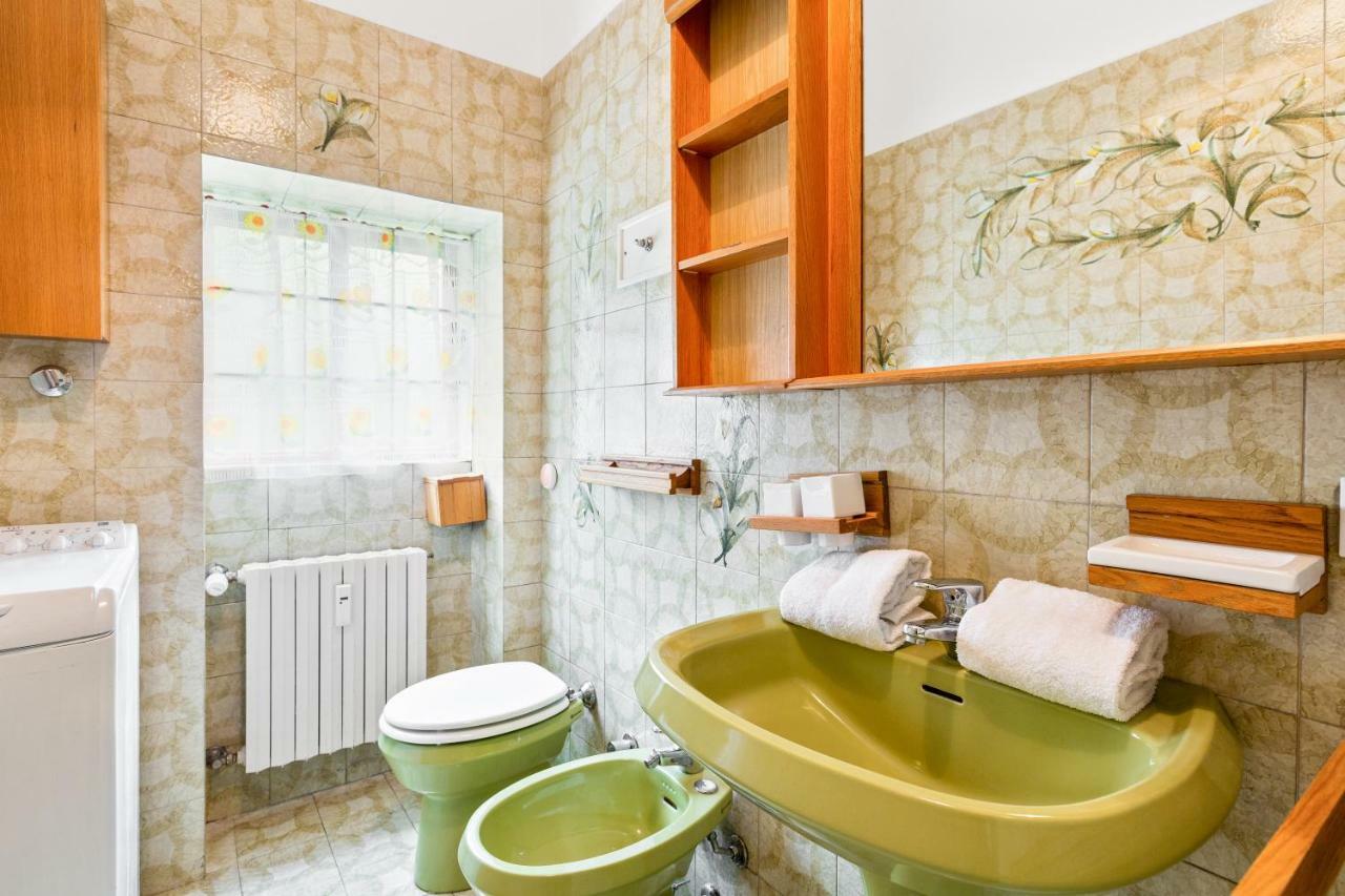 Ferienwohnung Bright Flat With Shared Garden Mailand Exterior foto